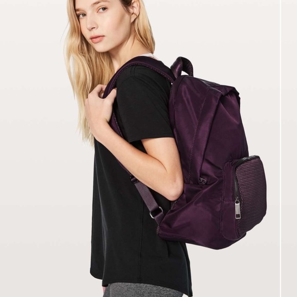 lululemon athletica Handbags - Lululemon Everywhere Backpack Mesh 17L - Black Cherry
